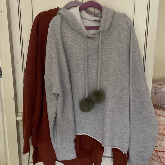 Zara & Aerie Sweat tops - Picture 2 of 8